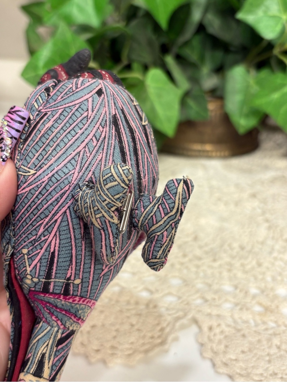 Vintage Handcrafted Bird Pin Cushion - Picture 6 of 11